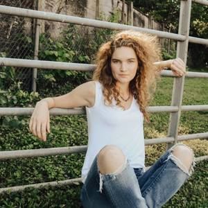 Meet your Posher, Anne